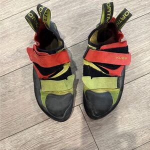 La Sportiva men’s kubo Red and Green Climbing Shoes